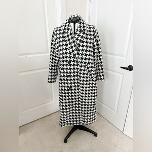 Eloquii Black and White Houndstooth Coat